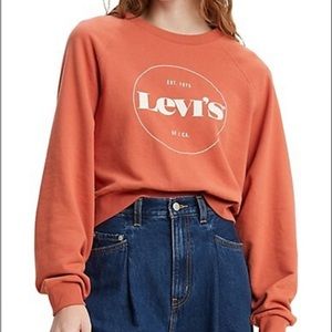 Levis cropped sweatshirt size M